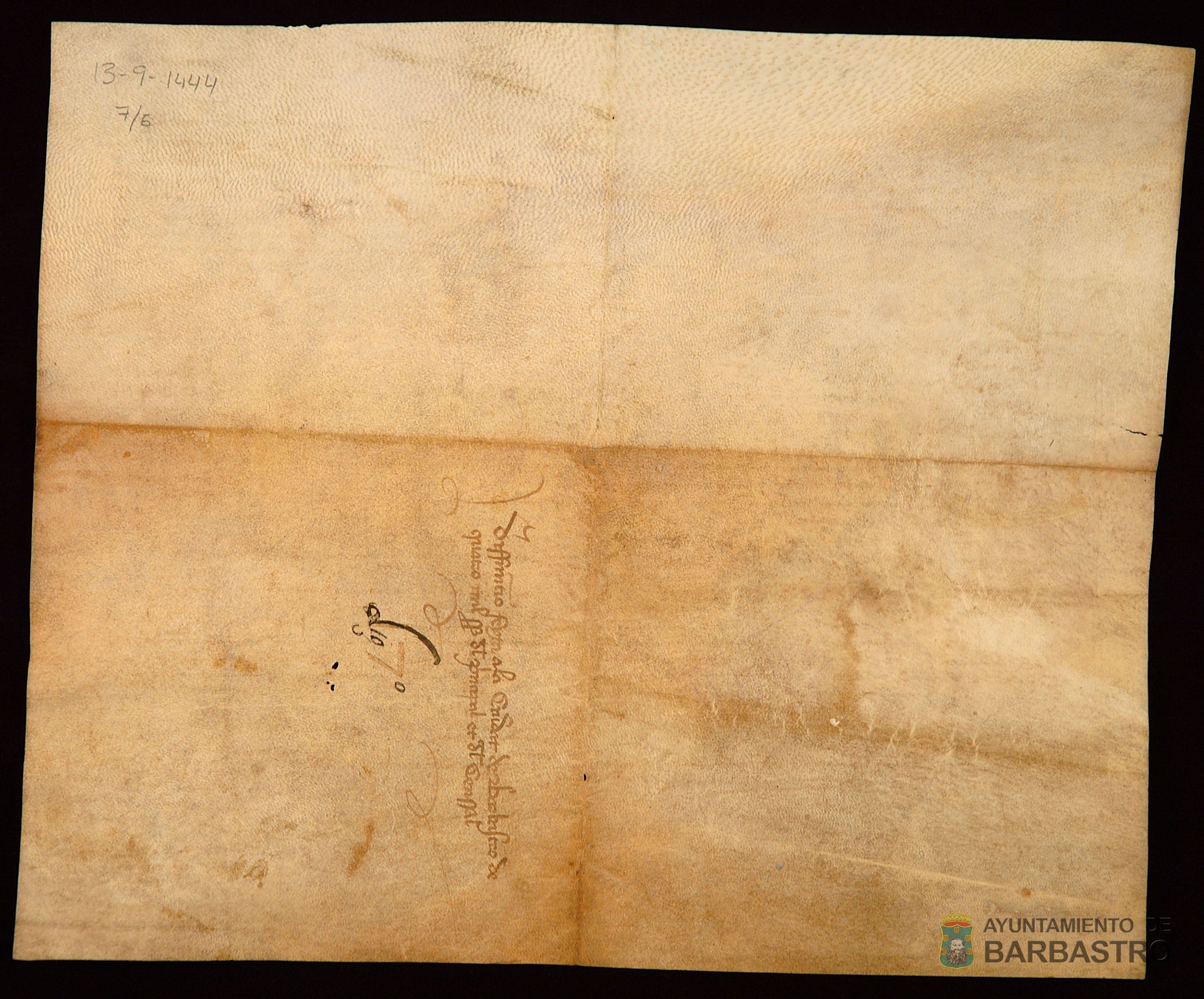 Pedro de Santangel, fisico, Luis de Santangel y Antonio de Santangel, hijos y herederos de Pedro de Santangel, reconocen haber recibido del Concejo de Barbastro 4000 sueldos jaq. de un censo de 366 sueldos y 8 dineros de pension anual por 5500 de precio o suerte principal que el Concejo vendio a su padre.