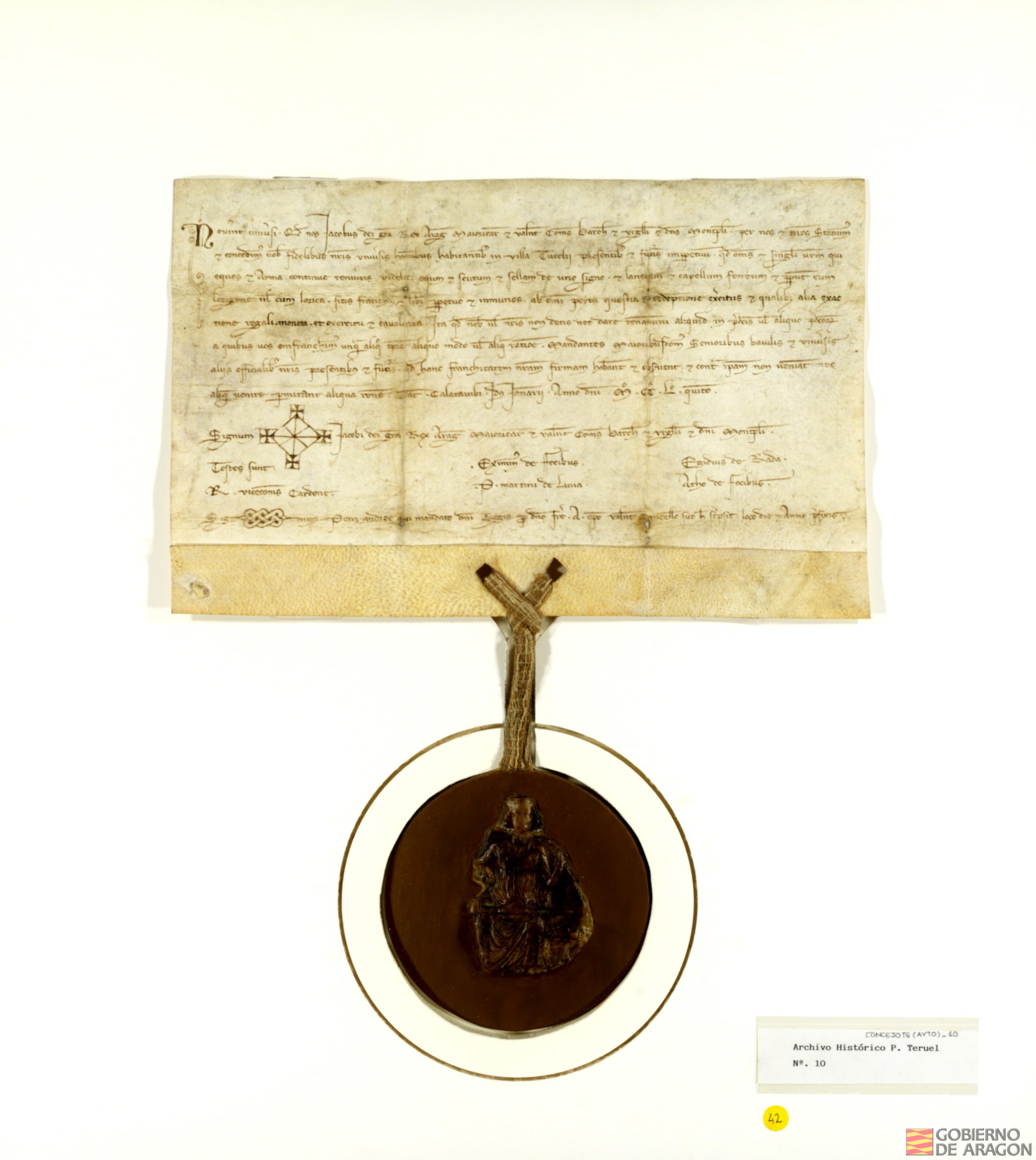 Privilegio de Jaime I concediendo que todos los que posean caballo y armas queden exentos de pagar todo impuesto monetario de guerra