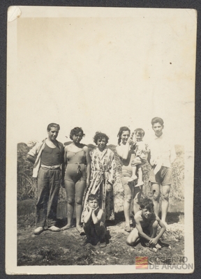 Retrato del primer verano de estancia en Barcelona de Ángel Conte Cazcarro y su familia