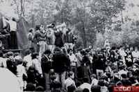 Celebración del Primero de Mayo y la legalización del Partido Comunista de España en el Parque Grande de Zaragoza