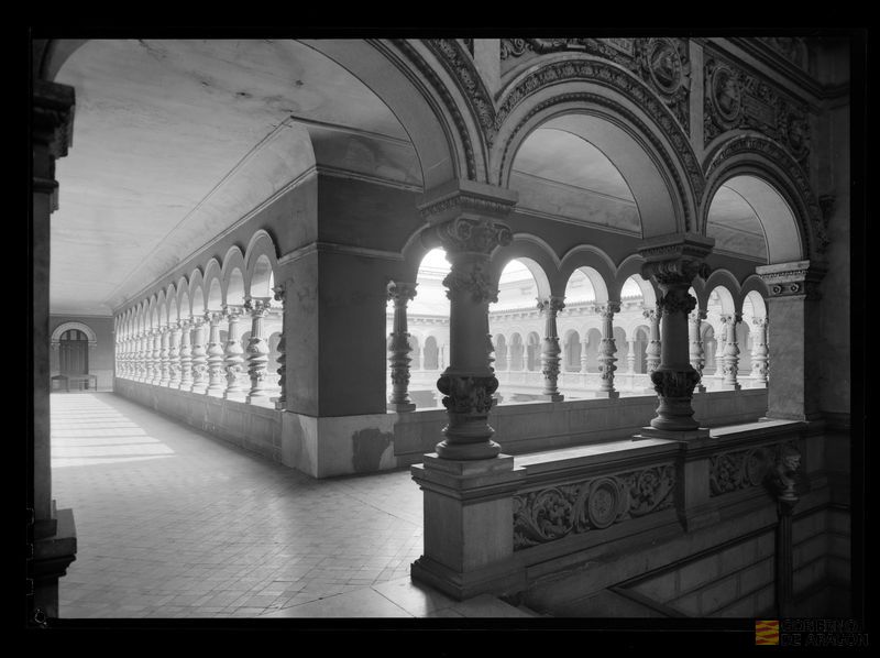 Museo Provincial: Galeria del piso superior