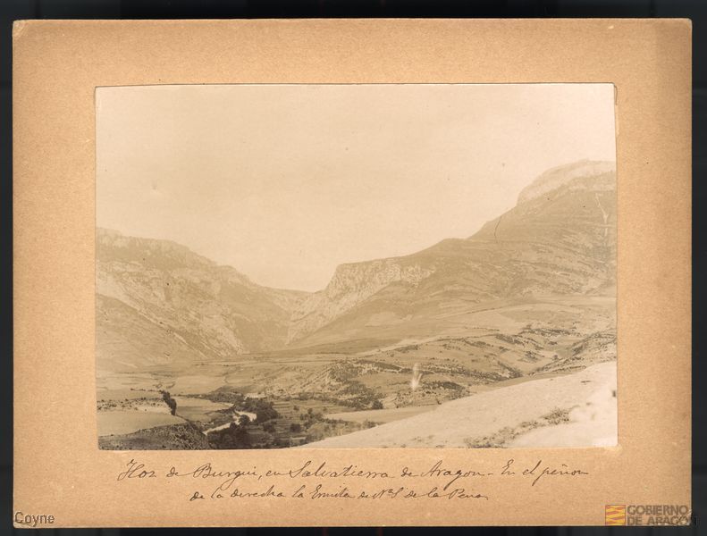 Hoz de Burgui. Ermita de Nuestra Señora de la Peña. Salvatierra de Aragón