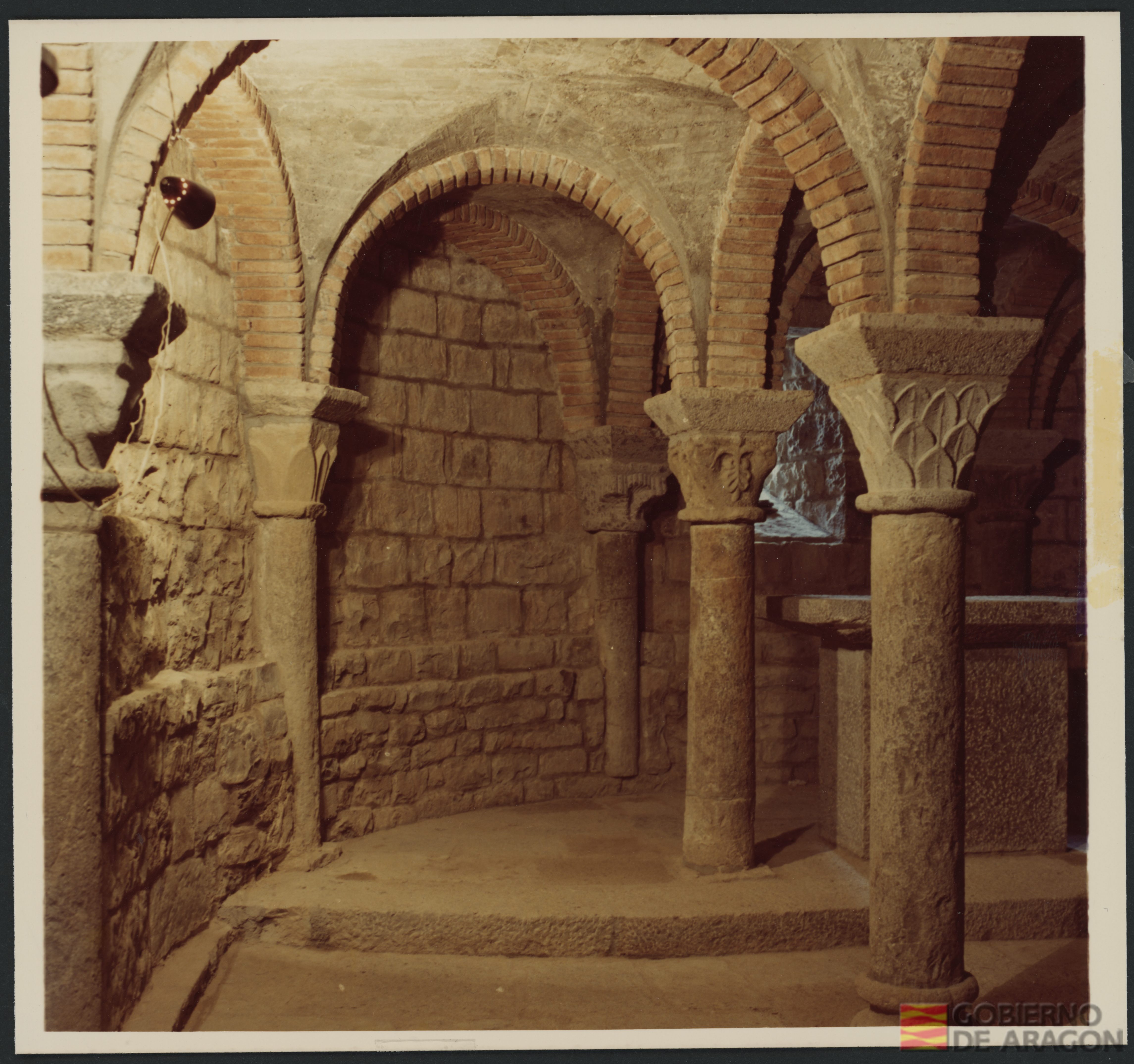 Colegiata de Aínsa. Cripta. Ángel Crespo Yagüe. Aínsa