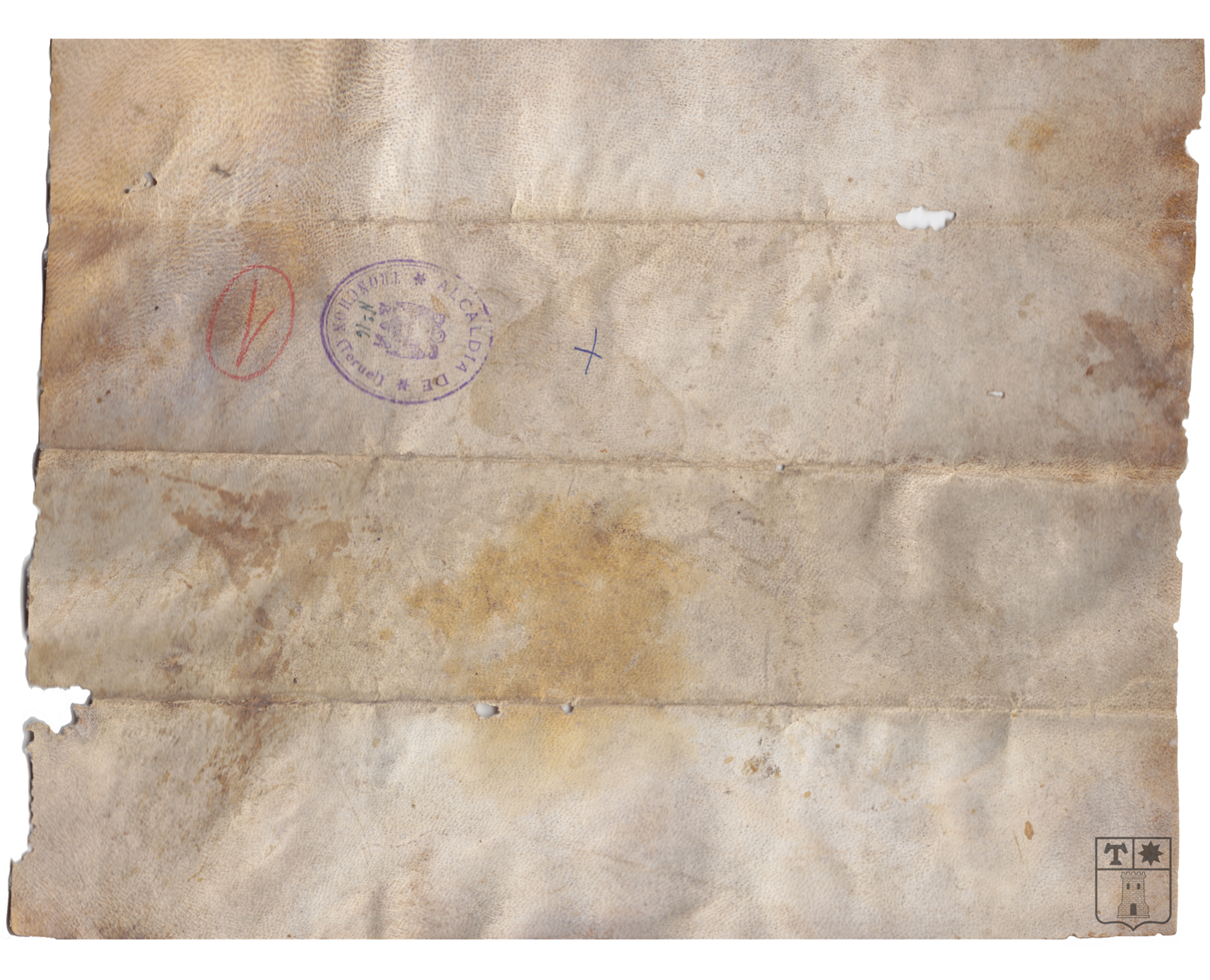 Acta Notarial por la que Juan de Montraya, procurador de Tronchón, protesta ante Pedro Garcés diciendo que los Concejos de Tronchón y de la Bailía de Cantavieja no pertenecen a la Junta. Concordia entre los comendadores de las Bailías de Cantavieja y Castellote, y los representantes de Olocau