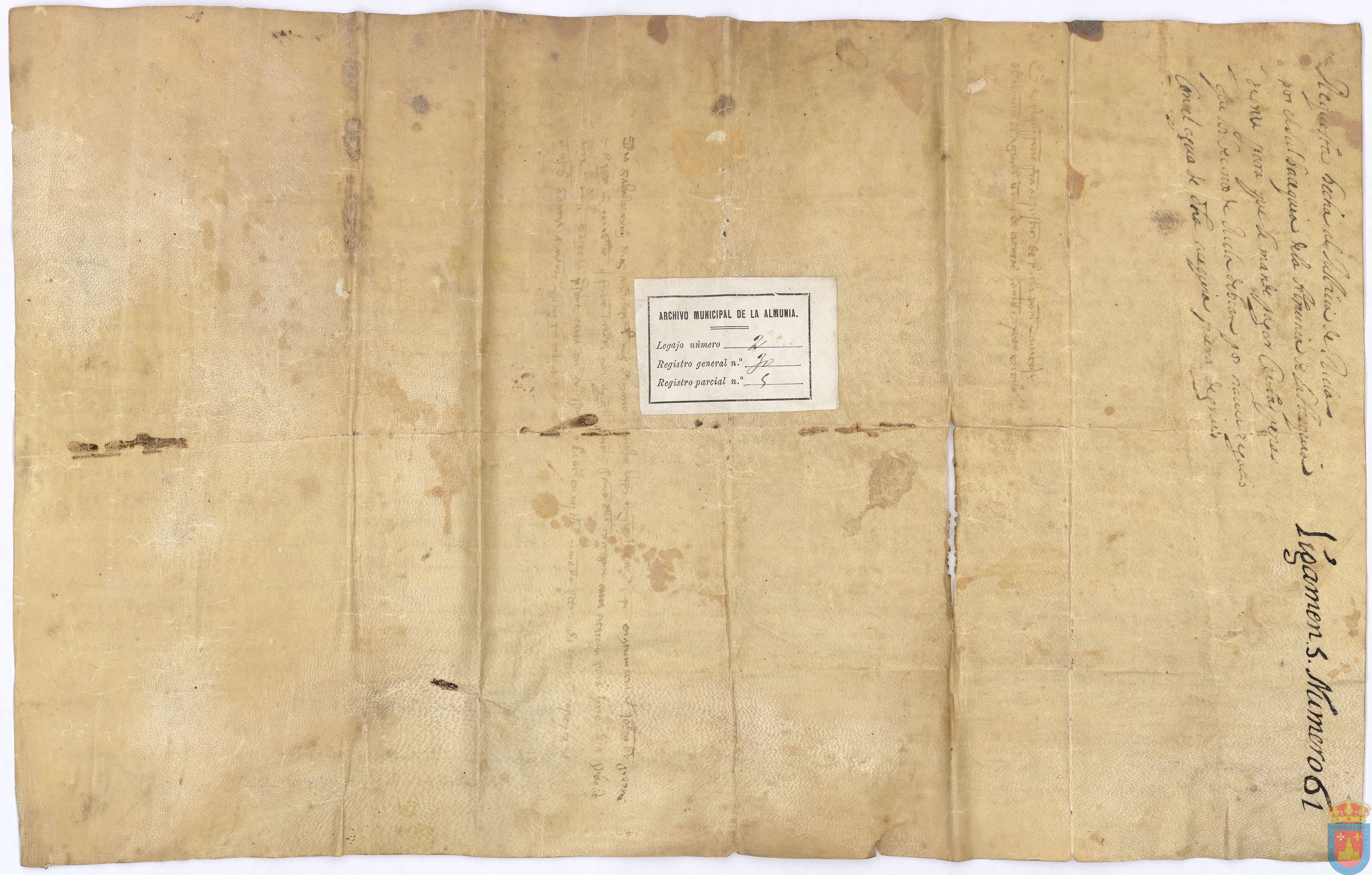 El cavacequia de la acequia del Grío denuncia ante el lugarteniente de justicia de Ricla, infracciones en el uso de agua por vecinos de Ricla. Visto el documento de venta del aprovechamiento del riego a La Almunia, se comprueba que no hubo infracción.