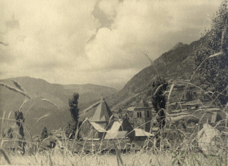 Vista de la iglesia de Santa María de Benasque