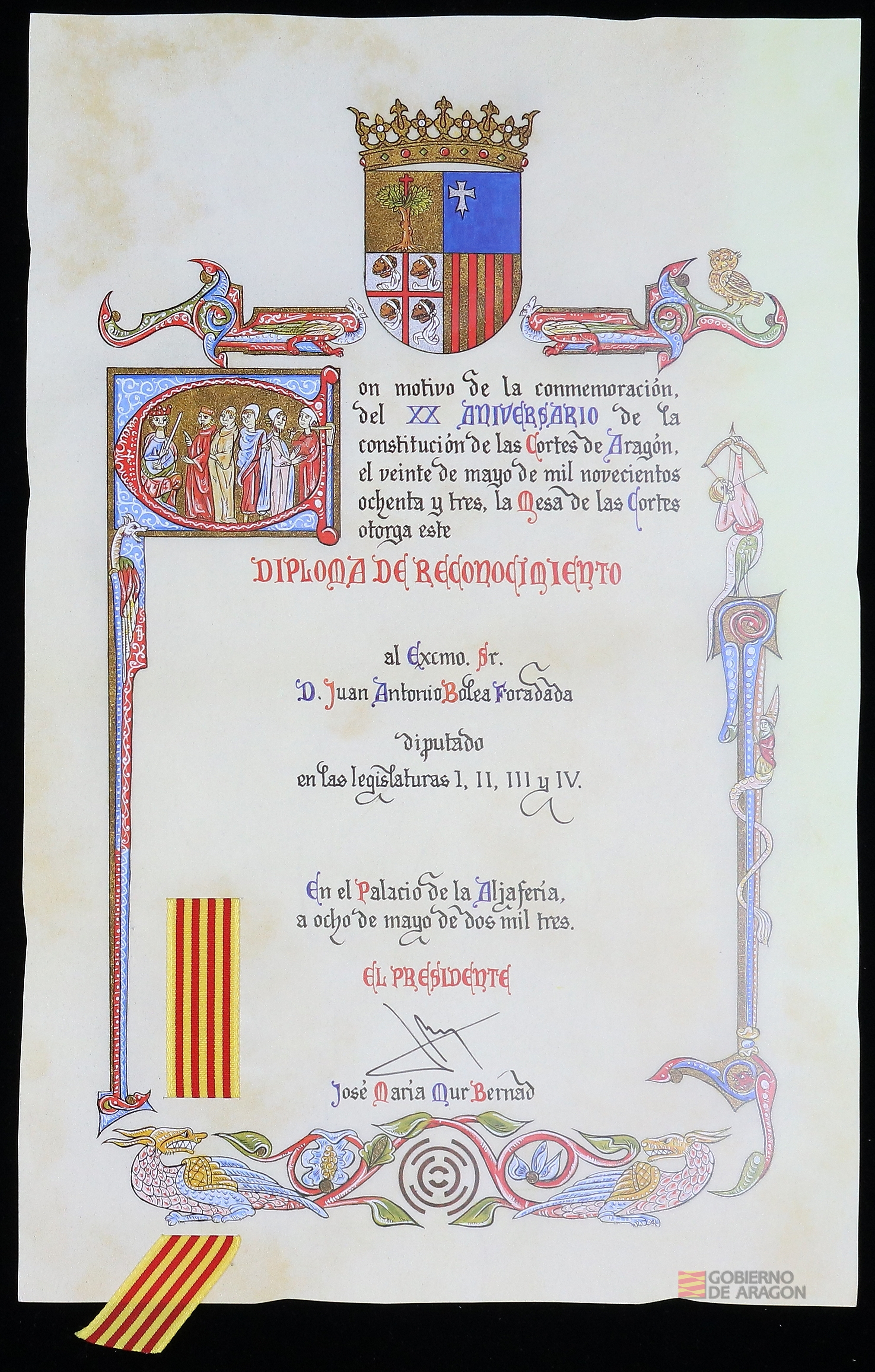 "Diploma de reconocimiento con motivo de la conmemoración del XX Aniversario de la constitución de las Cortes de Aragón" a D. Juan Antonio Bolea Foradada. Cortes de Aragón