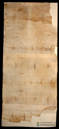 Venta de censo por la aljama judía de Barbastro, reunida en la sinagoga mayor, convocada por el samás Haym Ambron y presidida por las adelantados Haym Avincacez y Haym Gatenyo, de 600 sueldos jaqueses de renta anual por 7200 sueldos jaqueses de capital