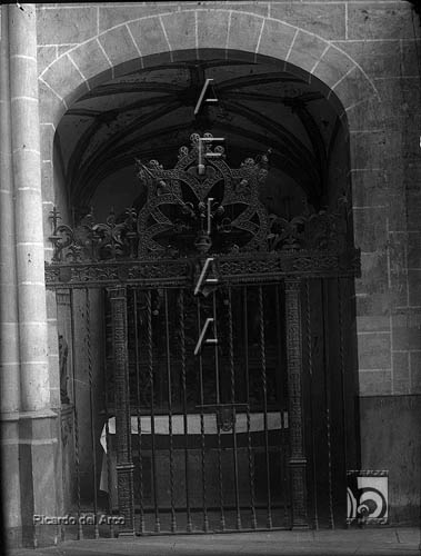 La catedral. Reja de la capilla de Santa Ana. Ricardo del Arco y Garay. Huesca. Hoya de Huesca
