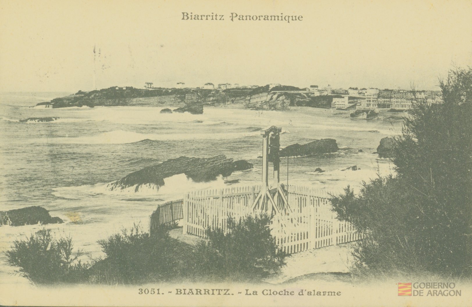 "Biarritz Panoramique: 3051. - Biarritz. - La Cloche d´alarme"
