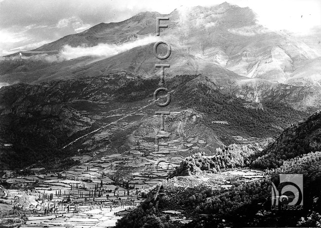"Vista desde Los Cantones". Ricardo Compairé Escartín. Hoz de Jaca