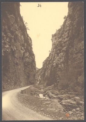 "Congosto del Ventamillo - Km. 79 de la carretera de Barbastro a la Frontera".. Martín Luesma Vallestín