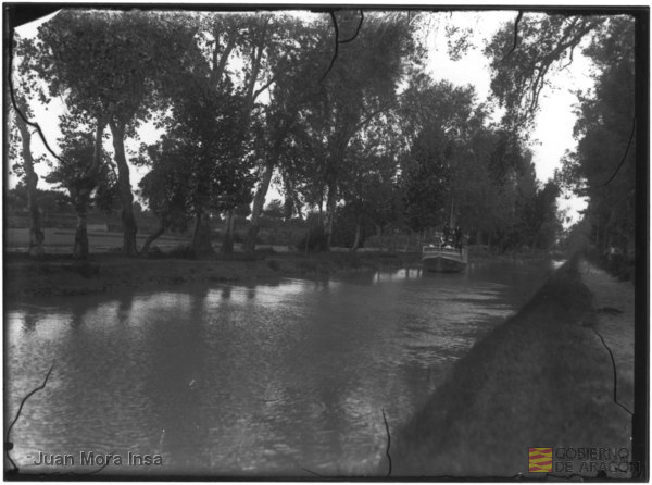 "Zaragoza. Canal Imperial.". Juan Mora Insa