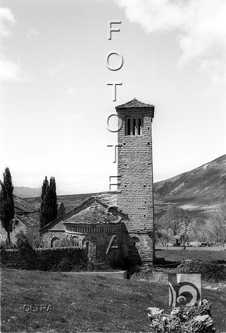 "Iglesia de San Pedro". José Oltra Mera. Lárrede