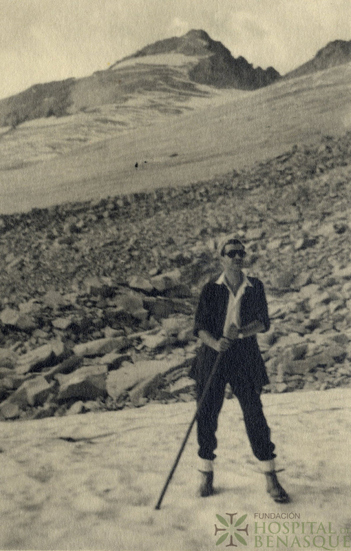 Hombre en el ascenso al pico de Aneto