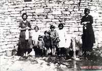 Mujeres en el lavadaro de Asún