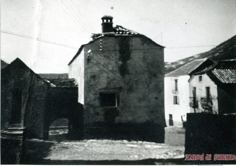 Casa Abadía de Larrés antes de su derribo