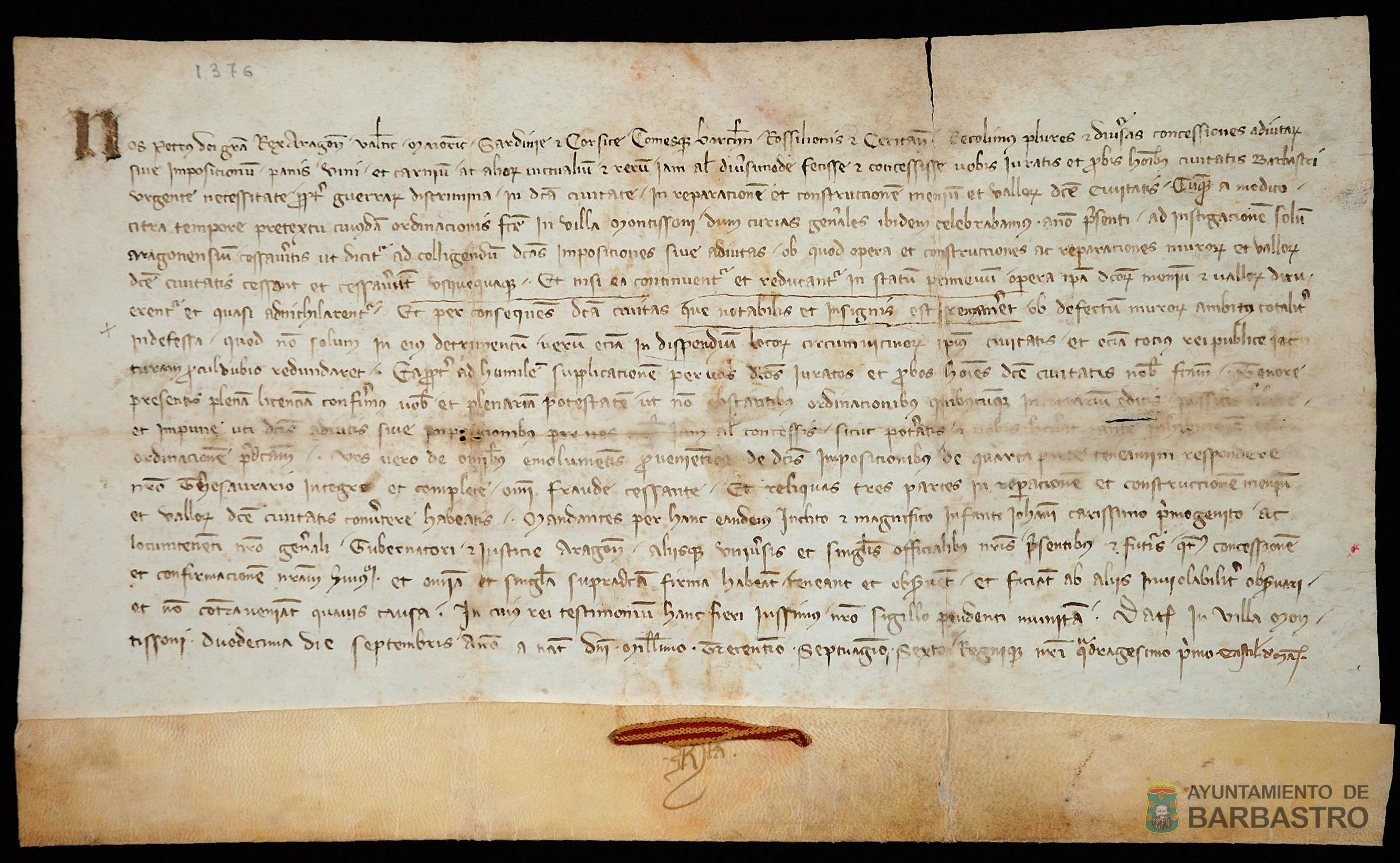 Pedro IV otorga licencia para reparar los muros de la ciudad y reconoce los derechos de la ciudad sobre el pan, carne, vino y otros alimentos para este fin.