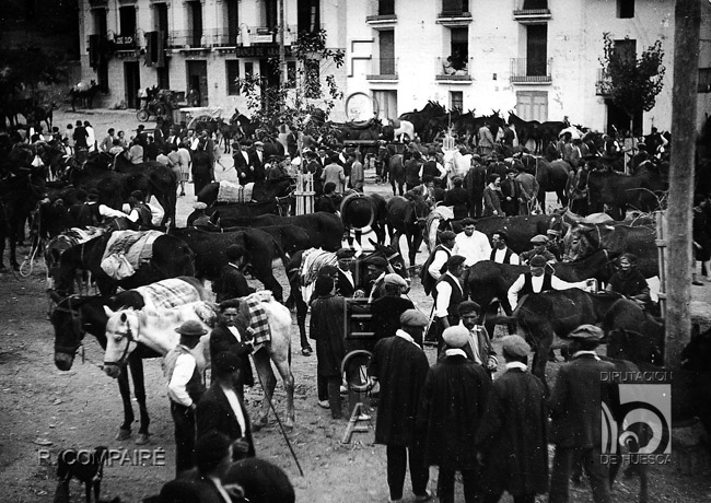 "La feria". Ricardo Compairé Escartín. "1929". Ayerbe
