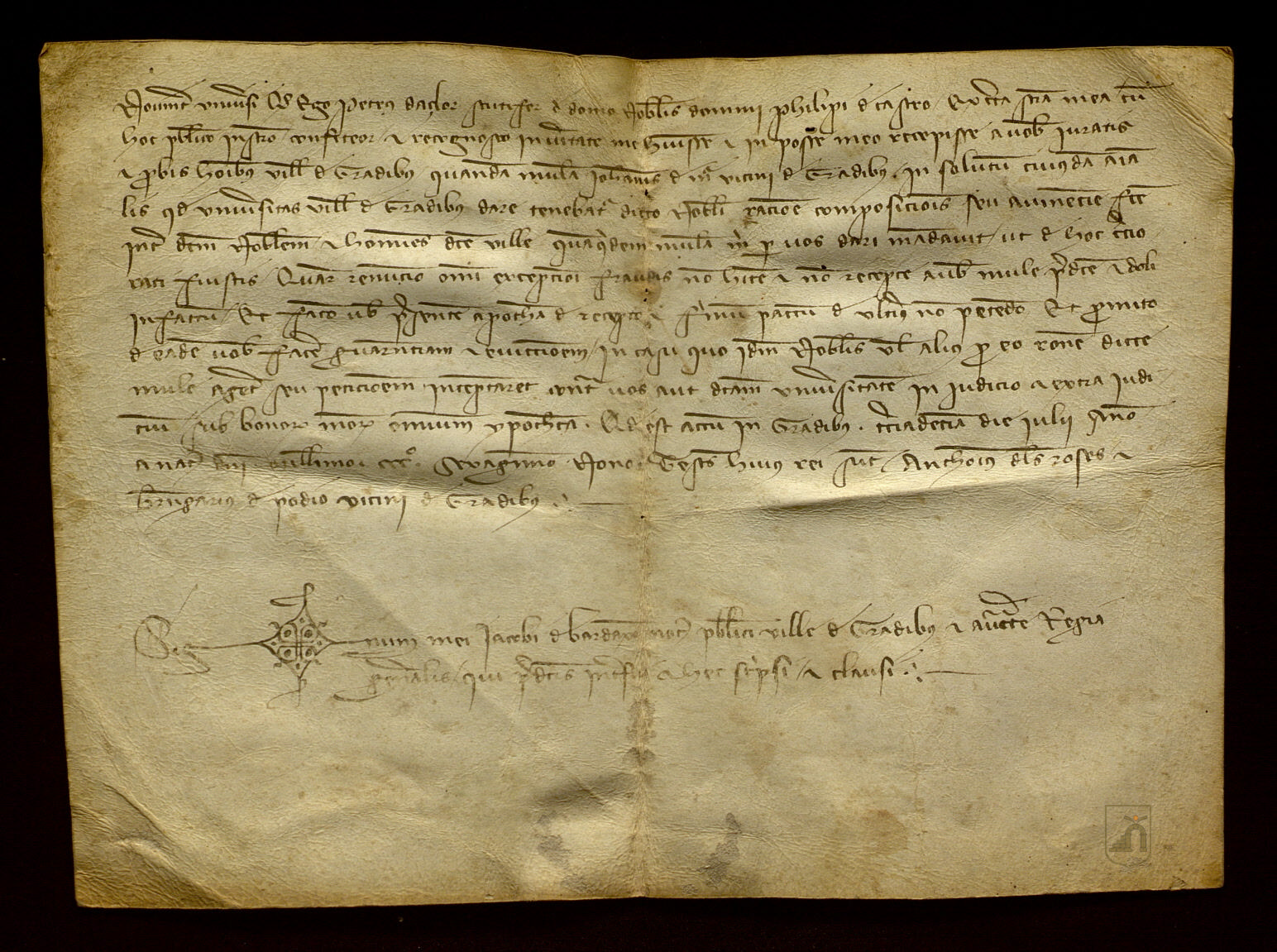 Pedro de Azlor, escudero de la casa del noble Felipe de Castro, reconoce recibir de los jurados de Graus una mula de Juan de Mur, en cumplimiento de un acuerdo que había alcanzado el concejo con dicho noble