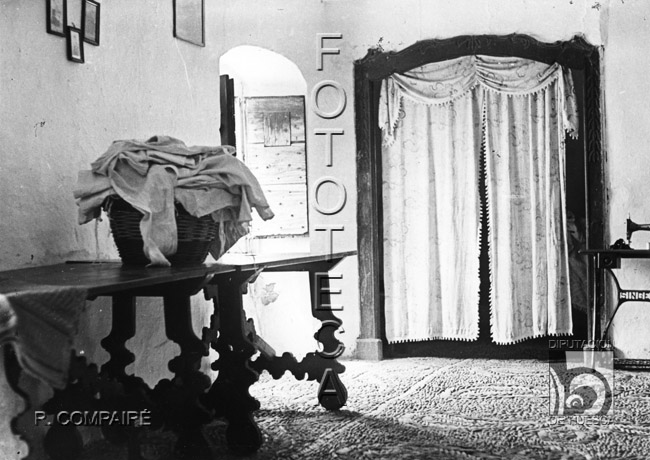 "Habitación Casa Isábal". Ricardo Compairé Escartín. Lárrede