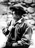 "Busto de viejo". Ricardo Compairé Escartín. Agüero