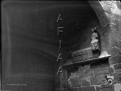 La catedral. Portada de la calle Palacio. Ricardo del Arco y Garay. Huesca. Hoya de Huesca