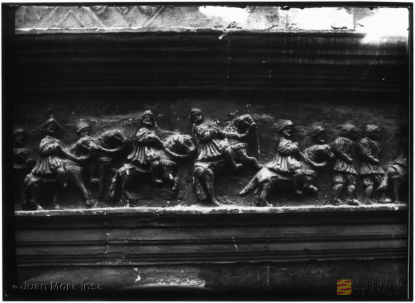 "Tarazona, Zaragoza. Detalle friso ayuntamiento. ". Juan Mora Insa