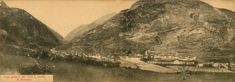 "Vista general del Valle y pueblo de Benasque."