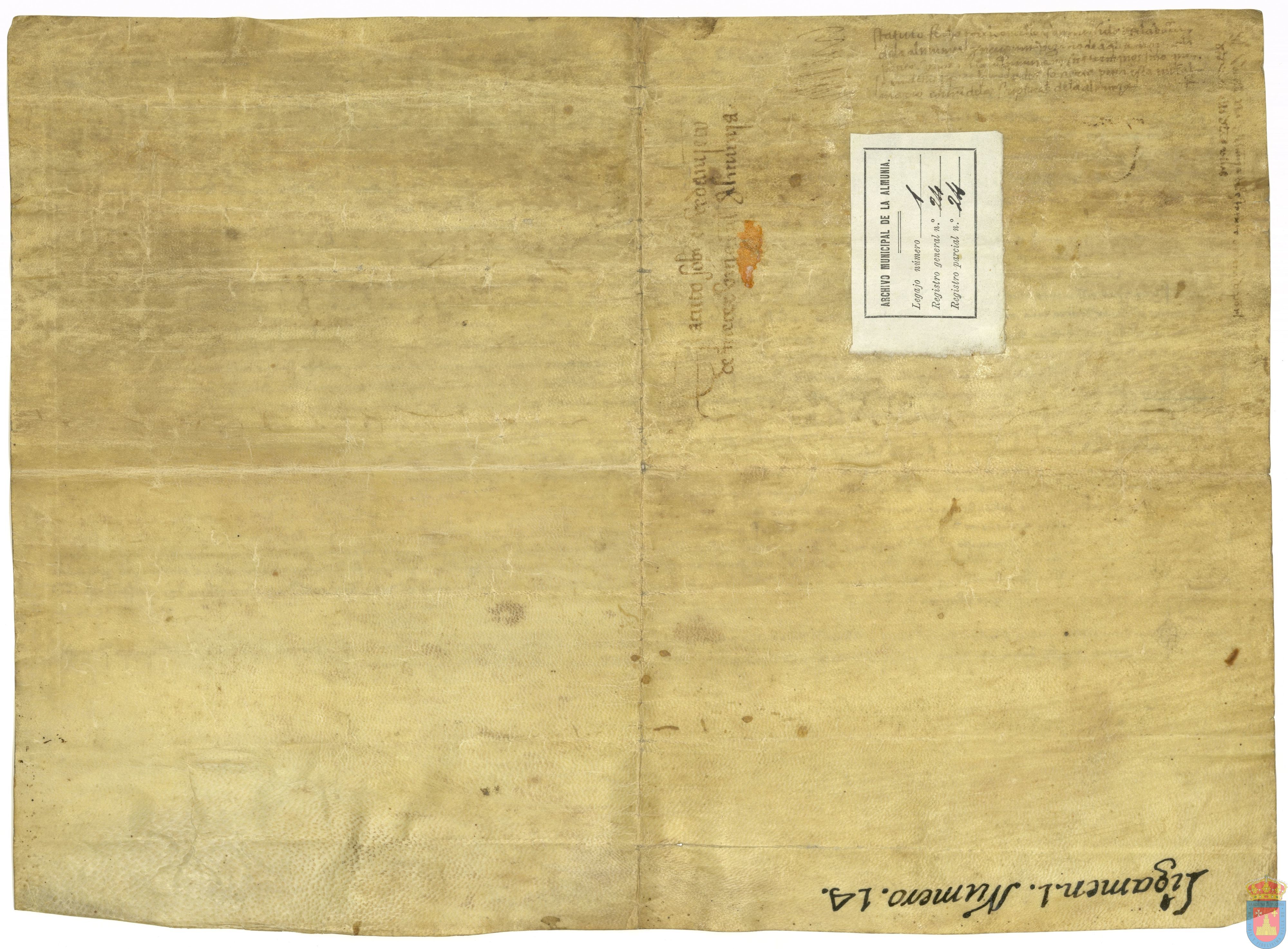 El concejo de La Almunia prohíbe introducir uvas extrañas a su término municipal bajo sanción pecuniaria.