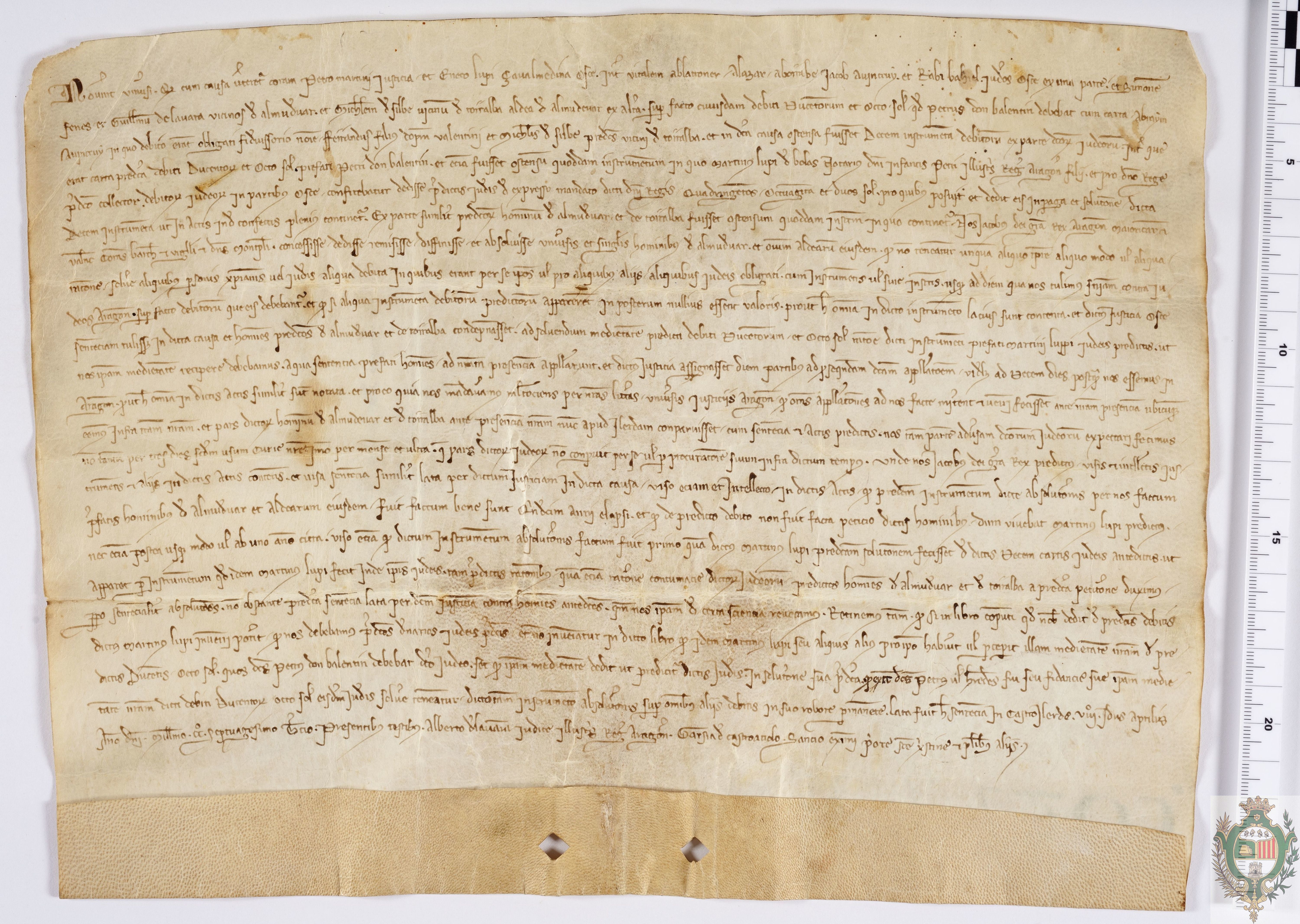 Proceso judicial ante Pedro Martínez, Justicia de Huesca, e Iñigo López, zalmedina de la misma ciudad, iniciado por varios judíos de la ciudad contra Simón de Senés y Guillermo de Lavata, vecinos de Almudévar, y Miguel de Silve, vecino de Torralba de Aragón, sobre una deuda de 482 sueldos jaqueses, que termina con una sentencia de Jaime I por la que se absuelve a los segundos
