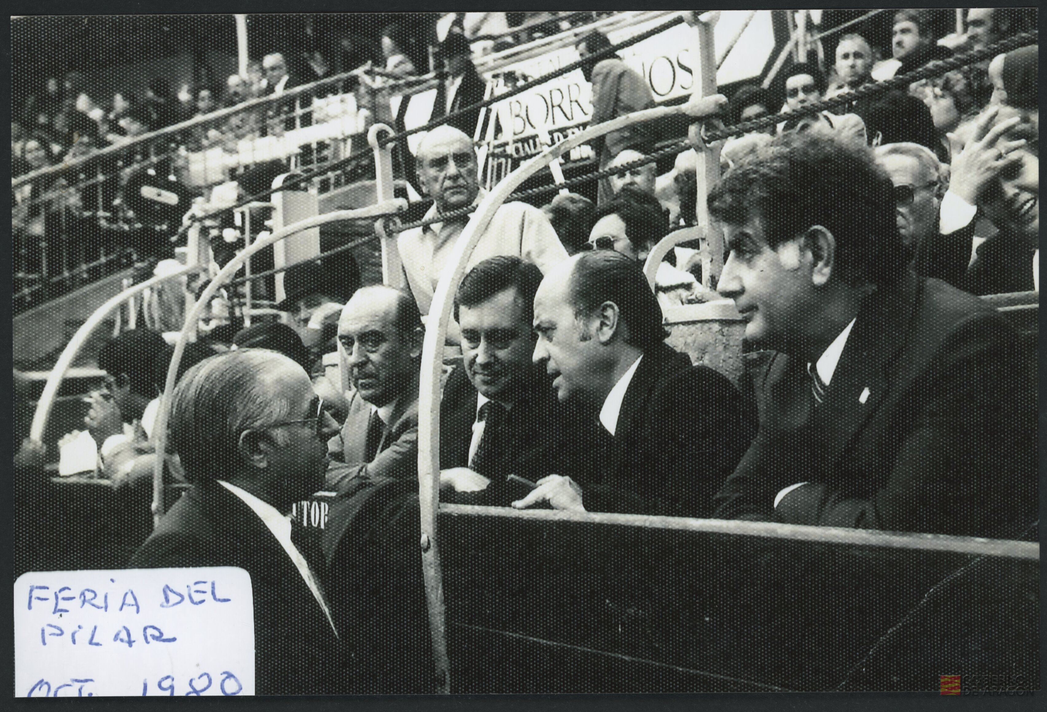 Juan Antonio Bolea, en el tendido de la plaza de toros de Zaragoza durante la feria del Pilar