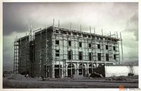 Edificio del Gobierno Civil de Huesca en construcción. Fidel Oltra Gómez
