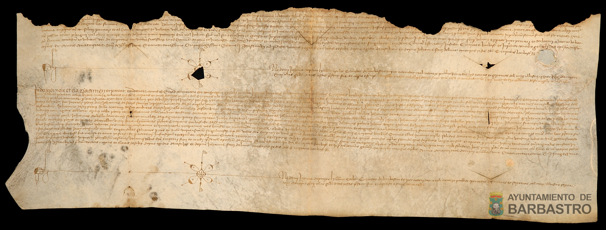 Apoca del Concejo de Barbastro que declara haber recibido de Gabriel de Santangel, ciudadano de Barbastro, los 4000 sueldos por precio o suerte principal del censal que le vendio de 200 sueldos de pension anual o treudo perpetuo pagadera el dia 5 de abril