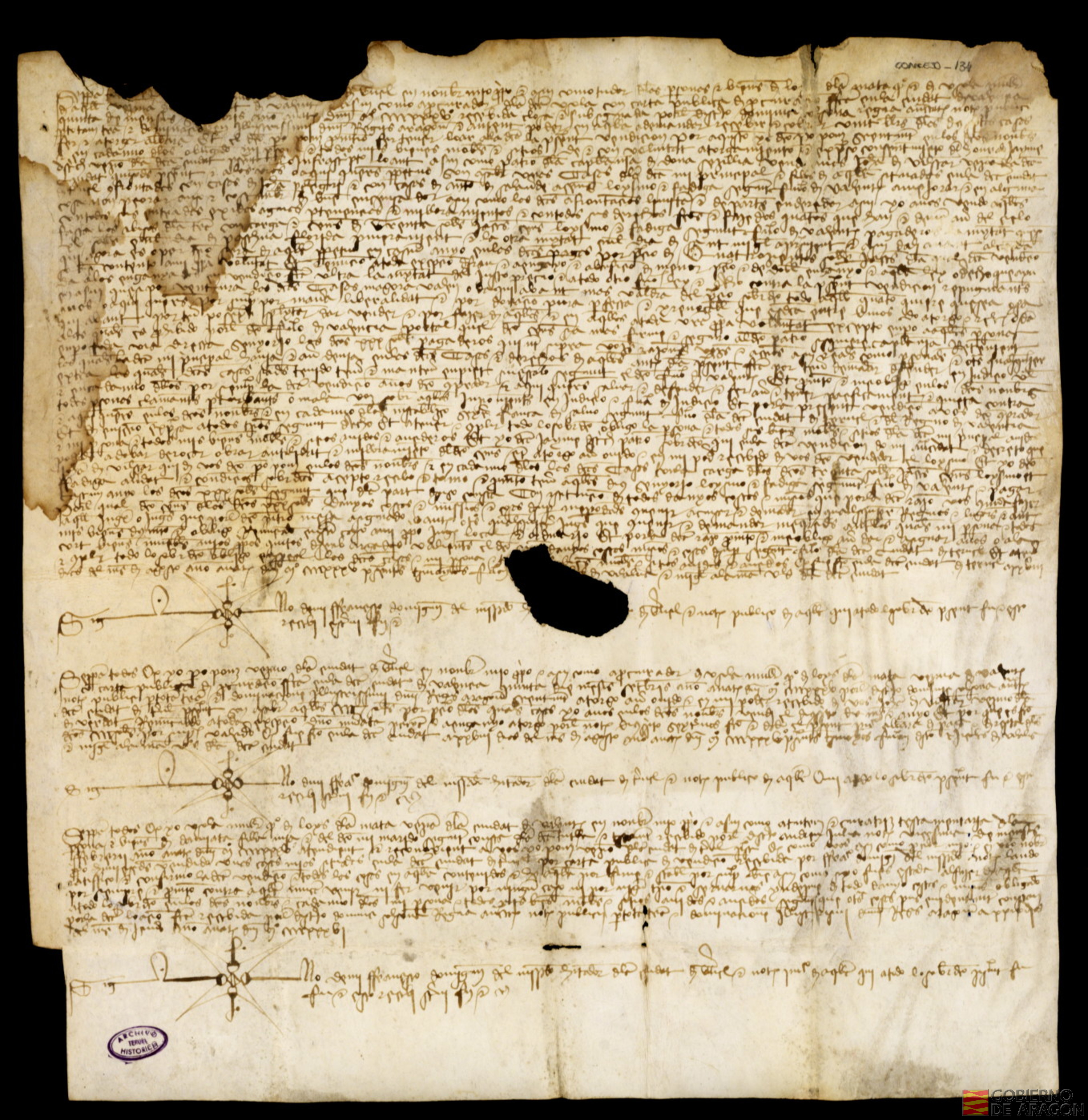 Venta que hace Pedro Ponz, vecino de Teruel, en nombre propio y como tutor y curador del difunto Luis de la Mata y de Úrsula, su mujer, de unas casas sitas en Teruel con carga de treinta sueldos censales, anuales, por precio de cuatrocientos sueldos a favor de Juan Viescas, vecino de Teruel