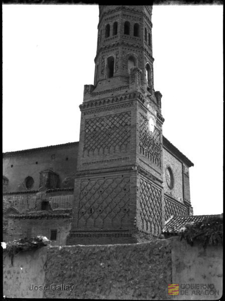 Alfajarín (Zaragoza). Iglesia parroquial. Torre mudéjar. José Galiay Sarañana