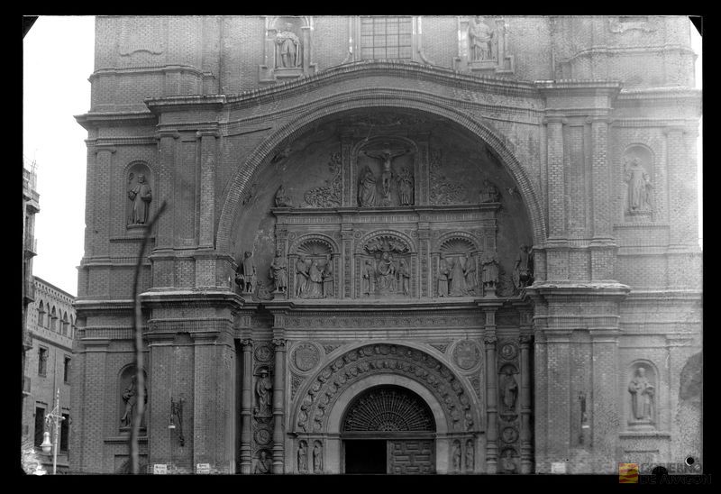 Fachada de la Basílica de Santa Engracia