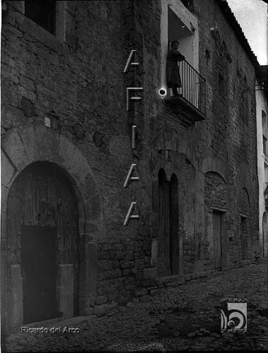 Fachada de una casa. Ricardo del Arco y Garay. Aínsa