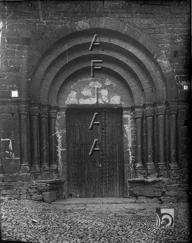 Colegiata de Santa María. Portada. Ricardo del Arco y Garay. Aínsa. Sobrarbe