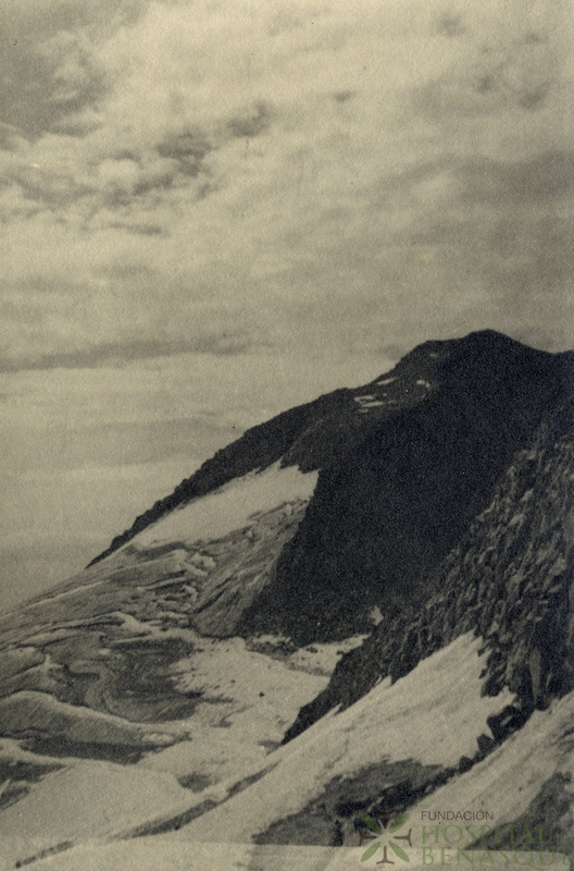 Pico de Aneto y glaciar