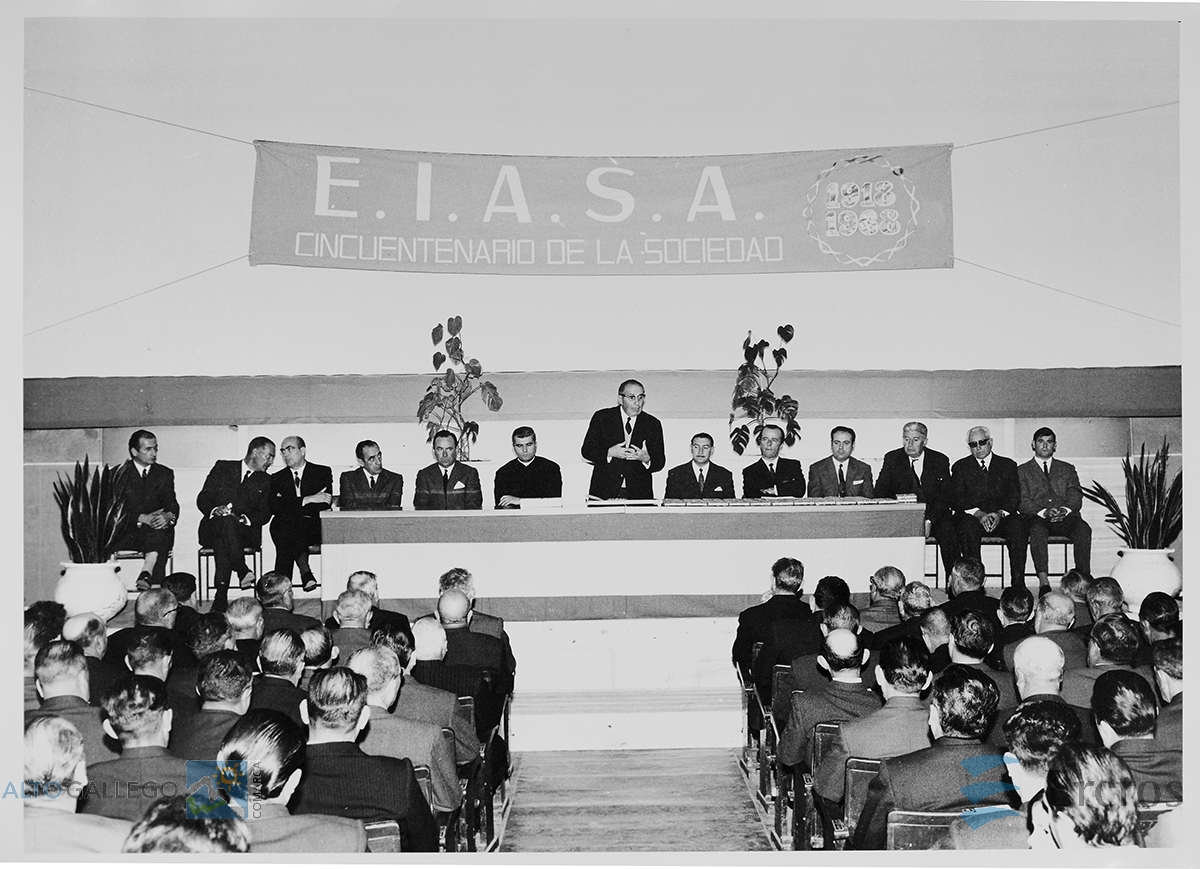 Acto principal de las celebraciones del 50º aniversario de Energía e Industrias Aragonesas, S.A. en el cine Escalar de Sabiñánigo