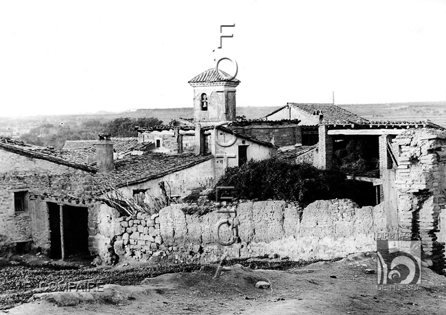 "Una vista hacia el puente". Ricardo Compairé Escartín. Huesca