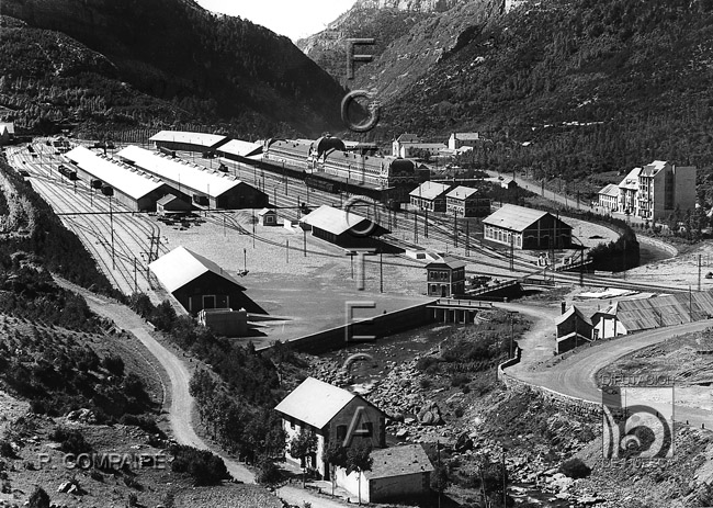 "Poblado y estación internacional de Arañones". Ricardo Compairé Escartín. Canfranc