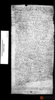 Martín Pérez de Novales, procurador de Teresa Gombaldo de Entenza, abadesa de Casbas, comparece ante Juan Sánchez de Puimolar, lugarteniente del sobrejuntero de Sobrarbe, para presentarle una carta del infante Pedro de 1335 en que ordena que se respete la jurisdicción de los jueces locales de los pueblos del monasterio, y no se hagan embargos indebidos. Además, Martín Pérez explica los embargos indebidos que se habían producido en Peralta de Alcofea. Juan Sánchez de Puimolar responde que él no mandó hacer los embargos, y que hará como manda el rey y que escribirá a los oficiales para que no hagan ese tipo de embargos