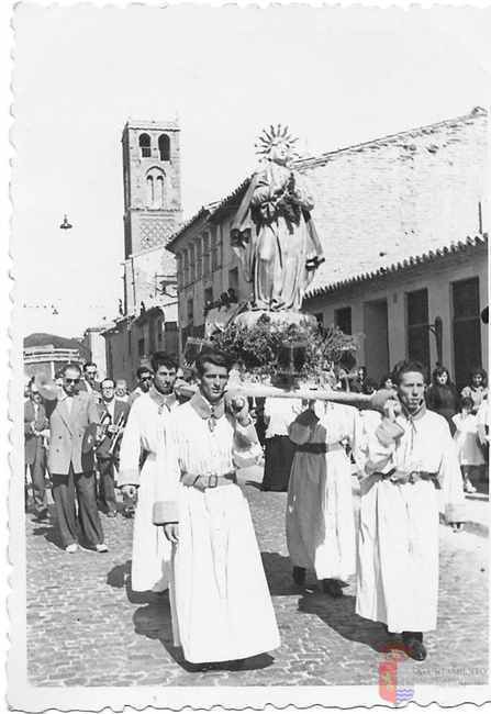 Procesión Fiestas Patronales de la Asunción. La Puebla de Alfindén