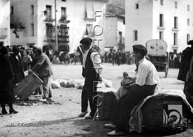 "Mercado de cerdos". Ricardo Compairé Escartín. Ayerbe