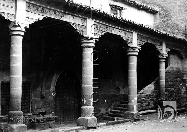 "Pórtico del convento". Ricardo Compairé Escartín. Casbas de Huesca