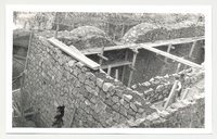 Proyecto adicional al de urbanización parcial de los alrededores de la Catedral. Arquitecto: César Jalón. Albarracín