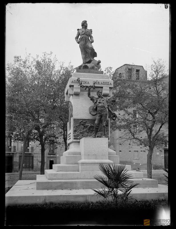 Monumento a Agustina de Aragón y a las Heroínas. Ignacio Coyne