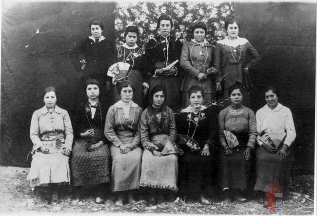 Grupo de amigas. La Puebla de Alfindén